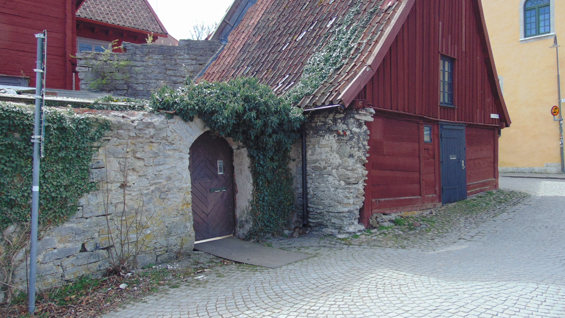 ringmur.6